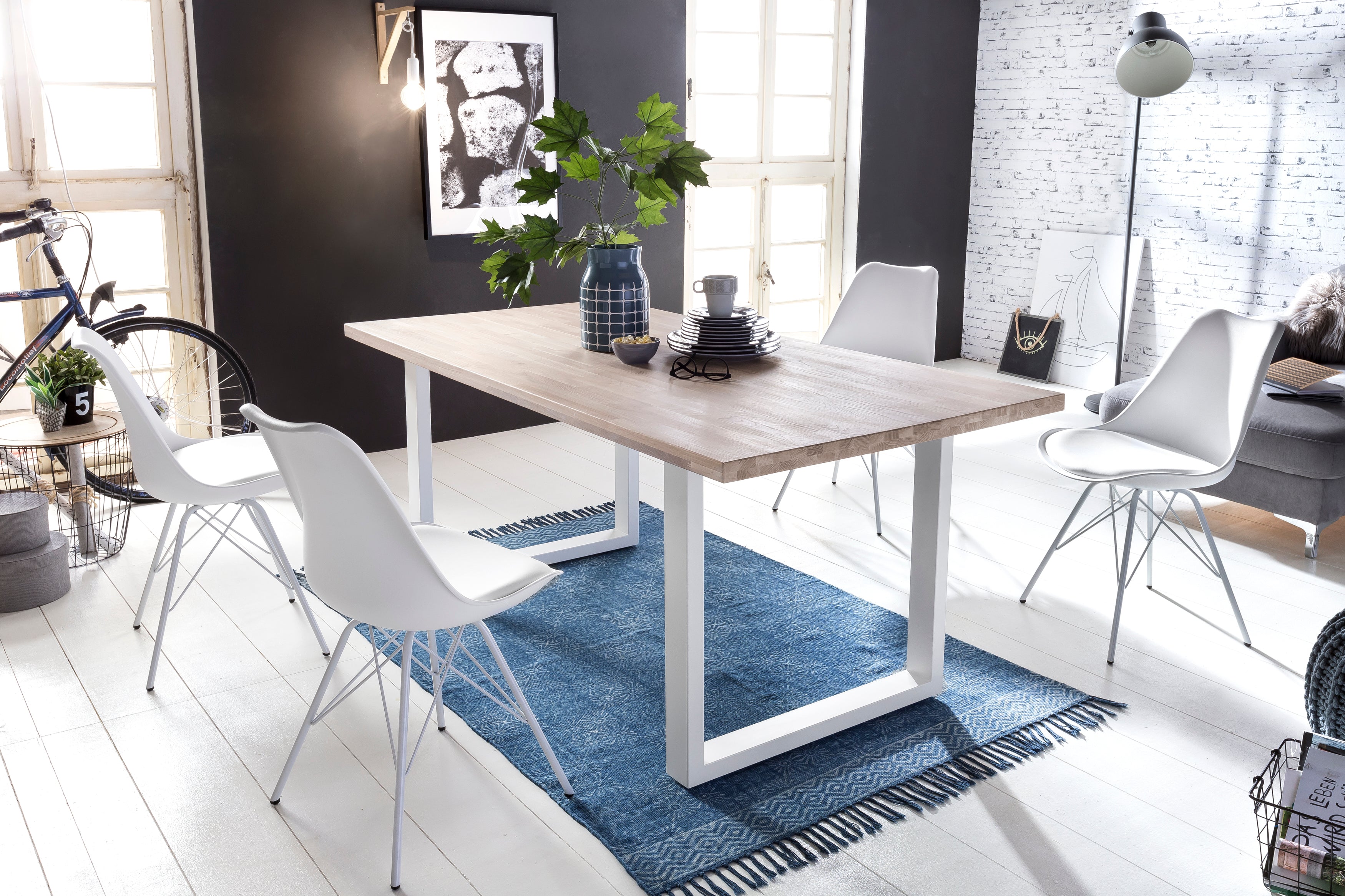 Table Helsinki –